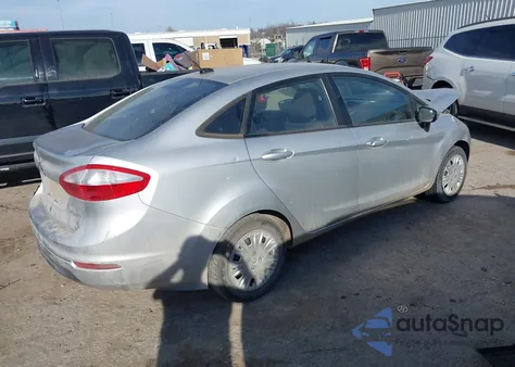 2015 Ford Fiesta S z USA, uszkodzony, nr VIN 3FADP4AJXFM121058